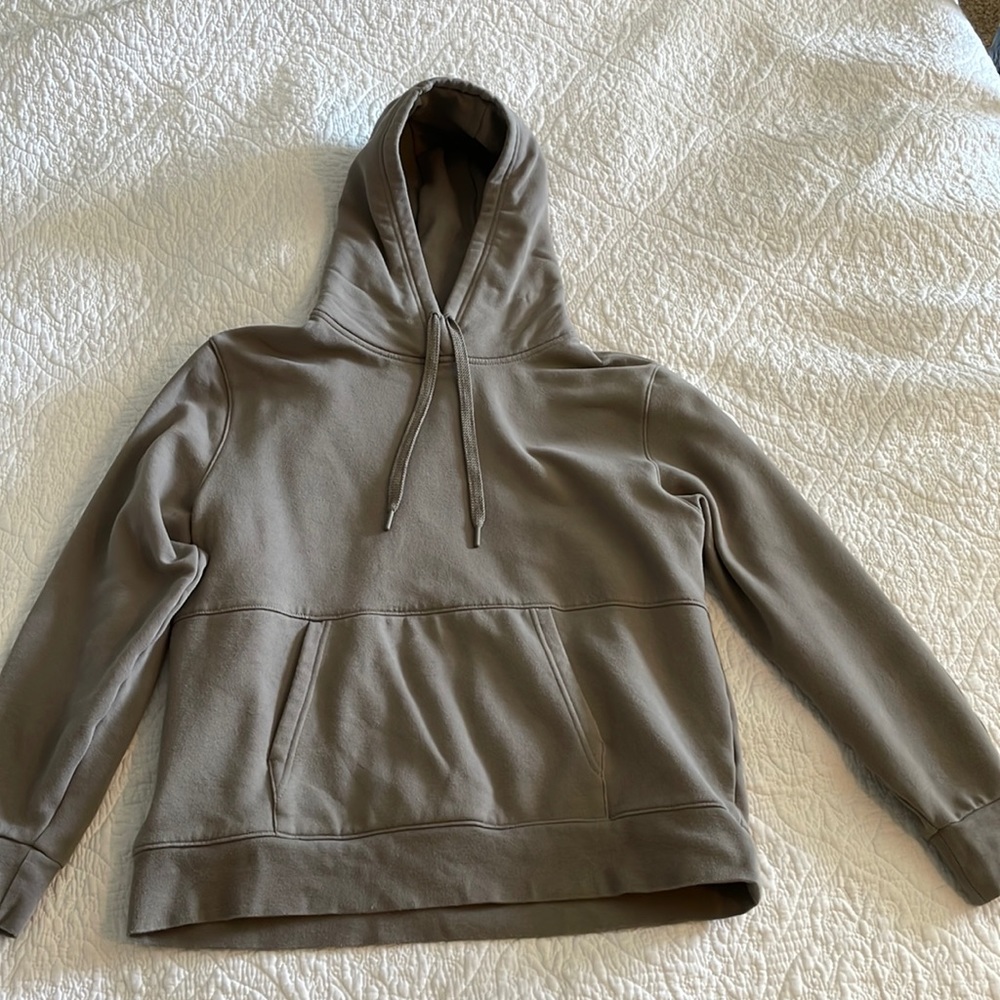 Women’s Athleta hoodie